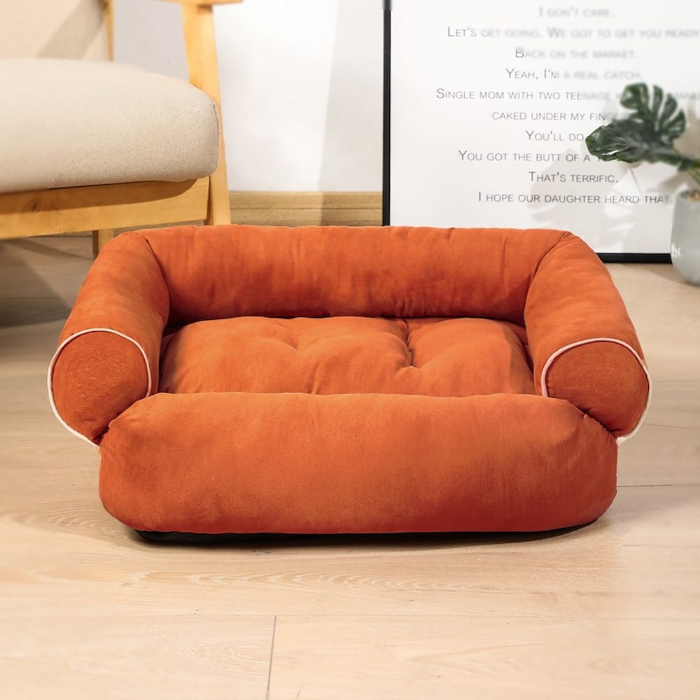 Cama sofá perro diseñada para el bienestar de tu mascota. Superficie suave, mullida, agradable al tacto y disponible en una amplia gama de colores y tamaños.